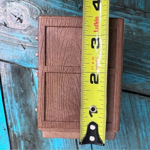 Vintage Plastic Icebox Salt and Pepper Shakers Kitsch Kitchen Decor - Picture 8 of 12